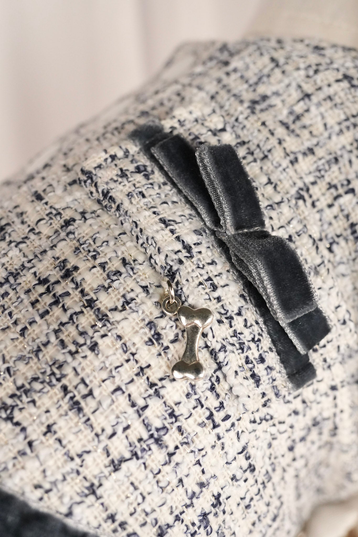 Pet vest outfit charms